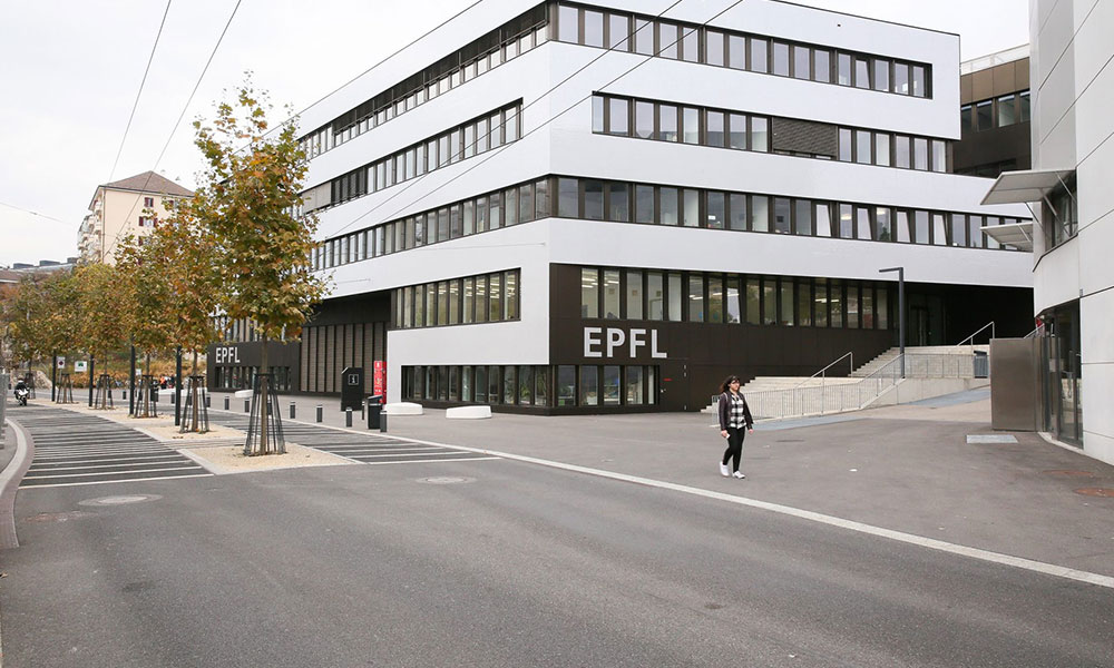 دانشگاه EPFL سوئیس