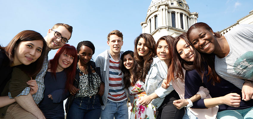 دانشجویان بین المللی انگلستان
