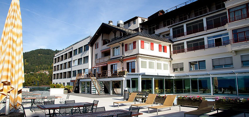 مدرسه College-Alpin-Beau-Soleil سوئیس